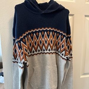 Old Navy Men’s sweater with hoodie